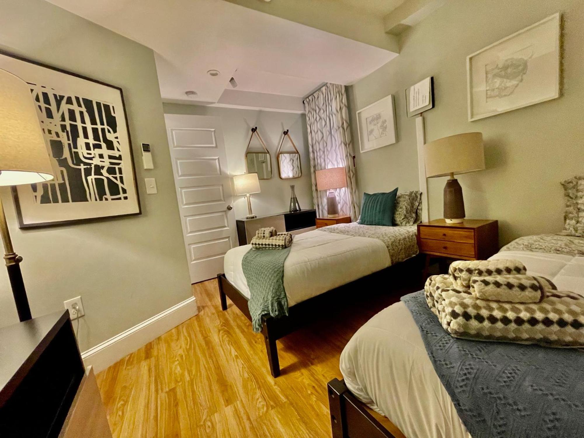 Beautiful 3Br 3Ba Duplex Parking Best Location Boston Eksteriør billede